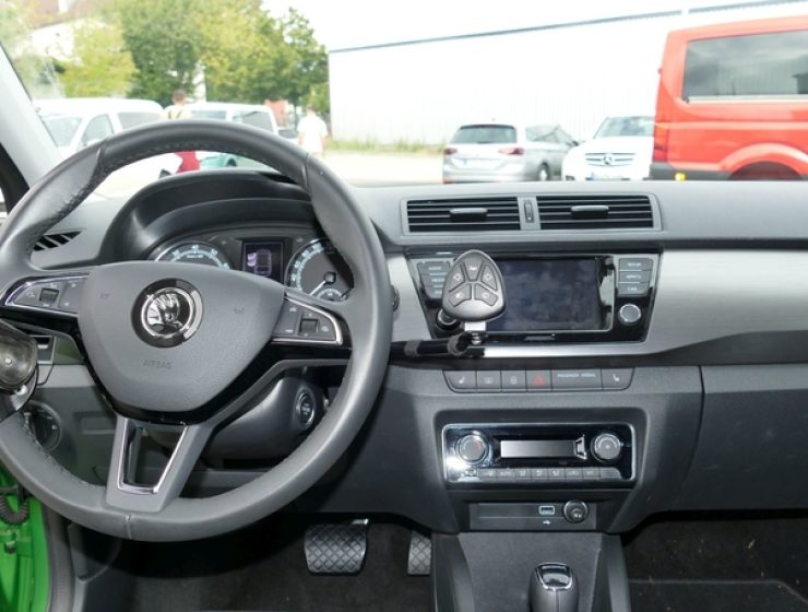 12_5Tasten_Keypad_Skoda_Fabia_Bj_2019_-_03-_1