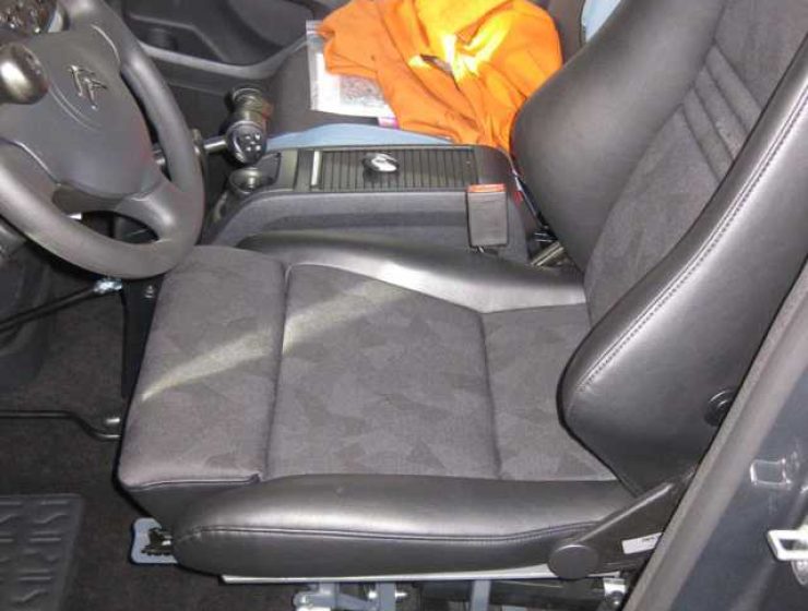 6-Wege-Sitz-Invacar Berlingo-13-1