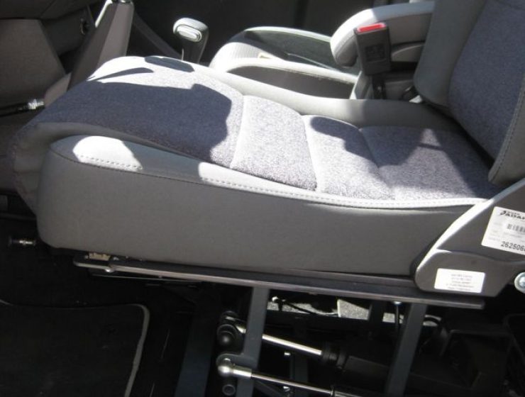 6-Wege-Sitz-Invacar Touran-10-2