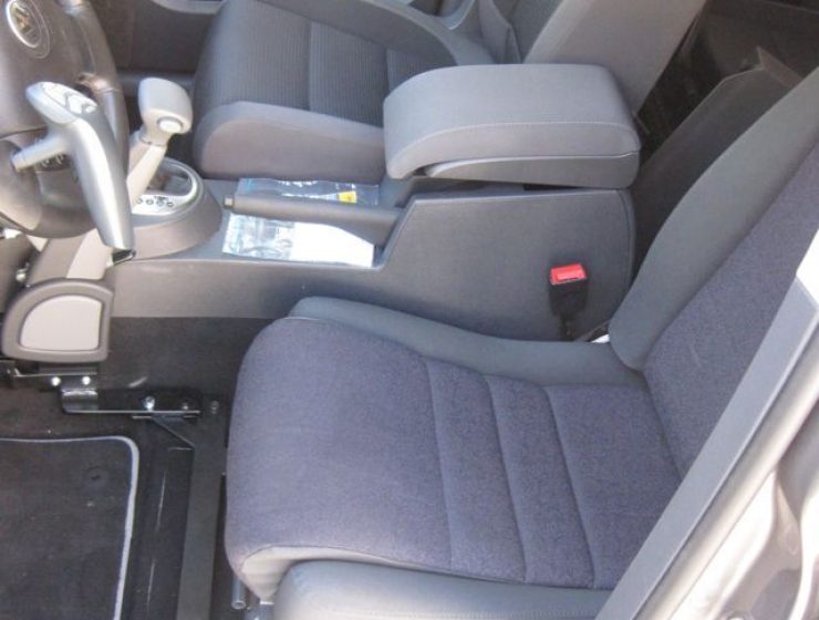 6-Wege-Sitz-Invacar Touran-10-4