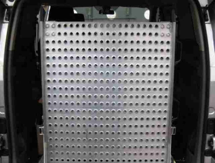 Auffahrrampe-AMF-200 Nissan-NV200-11-1