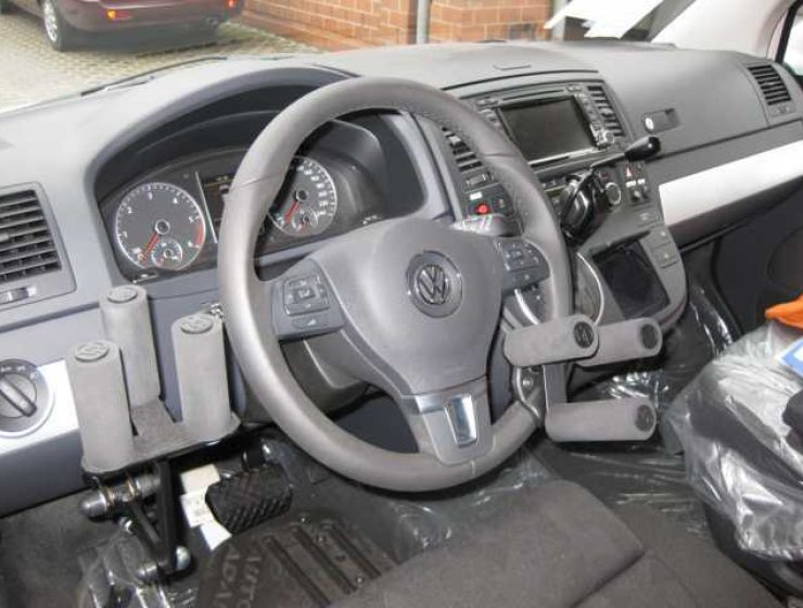 Berlin-II-links-mit-Tetragriff VW-T5-11-2