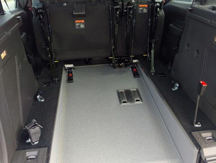 Ford_Turneo_Connect_05