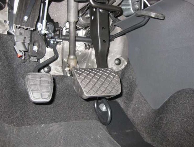 Gpv-hochklappbar-HandicapCar VW-Caddy-13-1