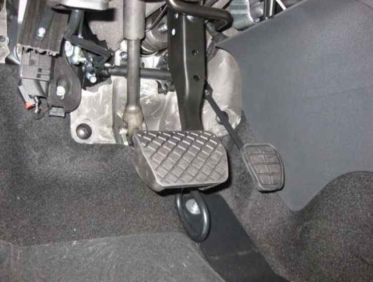 Gpv-hochklappbar-HandicapCar VW-Caddy-13-2