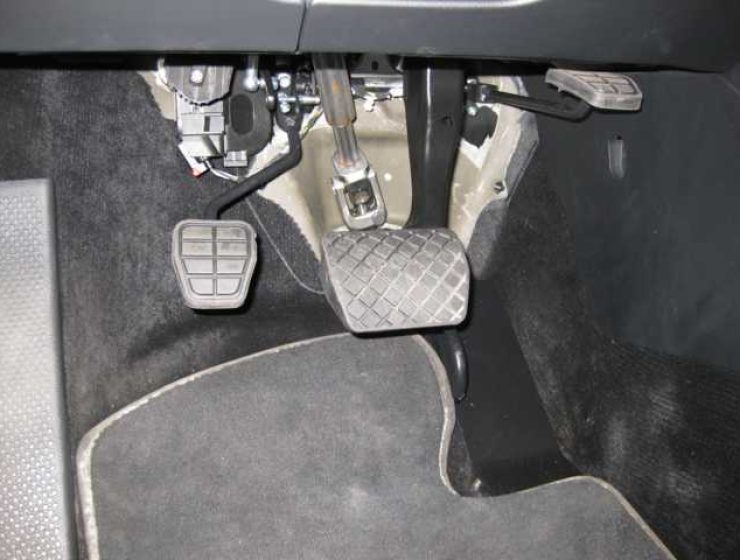 Gpv-hochklappbar-HandicapCar VW-Passat-13-1