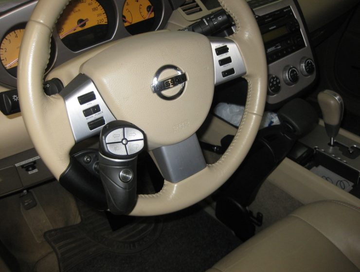 Handicap-Touch_Nissan-Murano-06