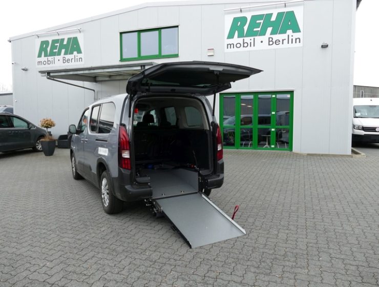 Heckausschnitt_Peugeot_Rifter_03_-01