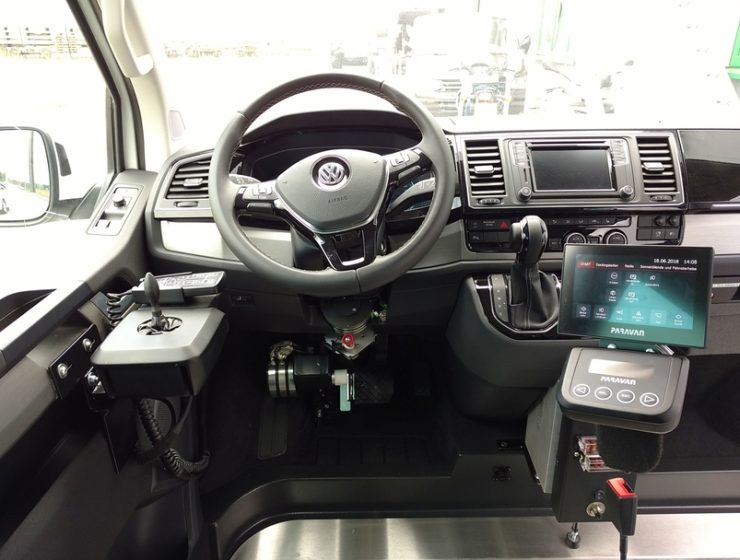 Joystick_Touchscreen_-01