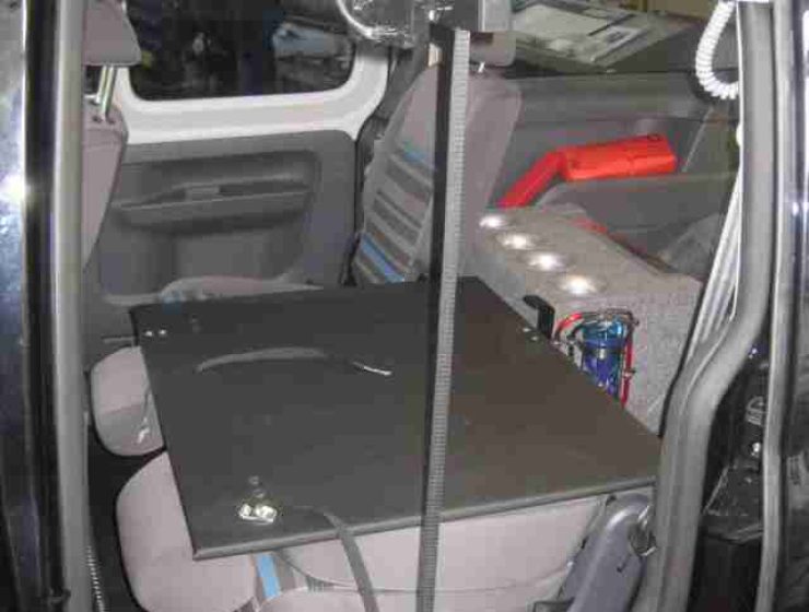 Kivi-Ladewinde VW-Caddy-11-3