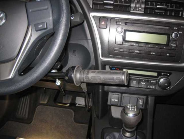 Motorradgas PL Toyota-Auris-14-1