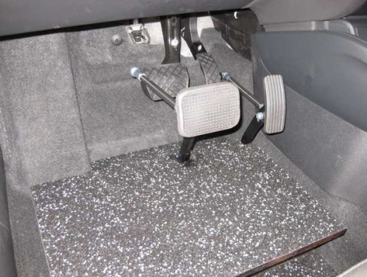 Pedalvorbau Audi-A1-13-1