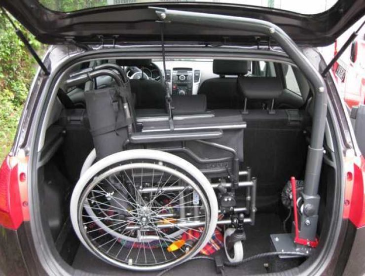 Rollstuhlkran-95 Kia-Venga-10-2