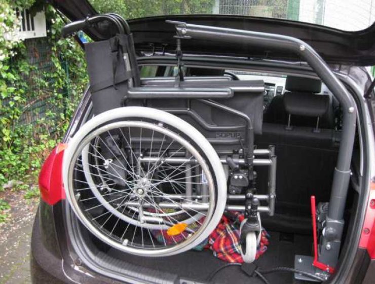 Rollstuhlkran-95 Kia-Venga-10-3