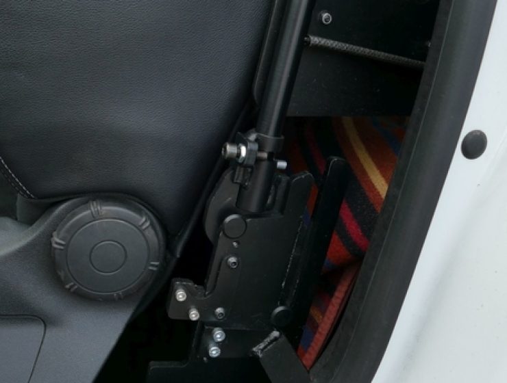 Rutschbrett_BraunAbility_Renault_Megane_01