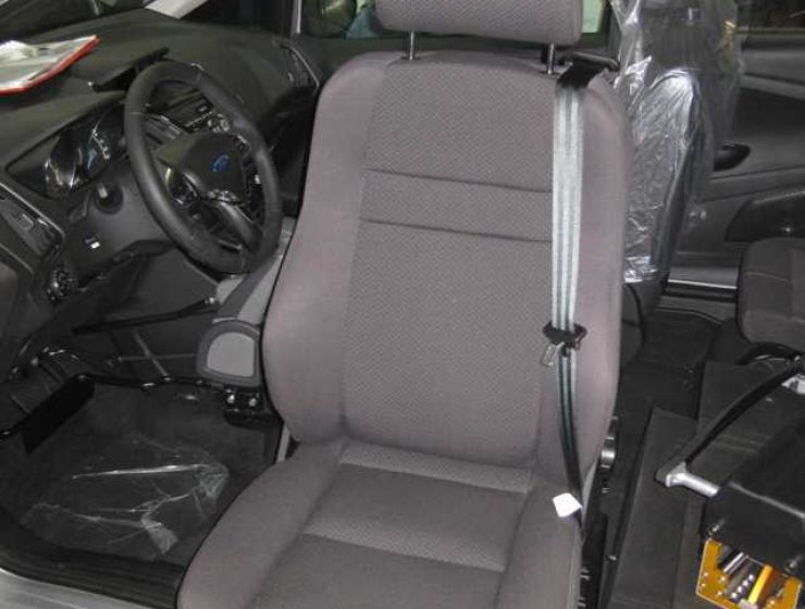 Schwenksitz-Fahrerseite Ford-B-Max-14-14