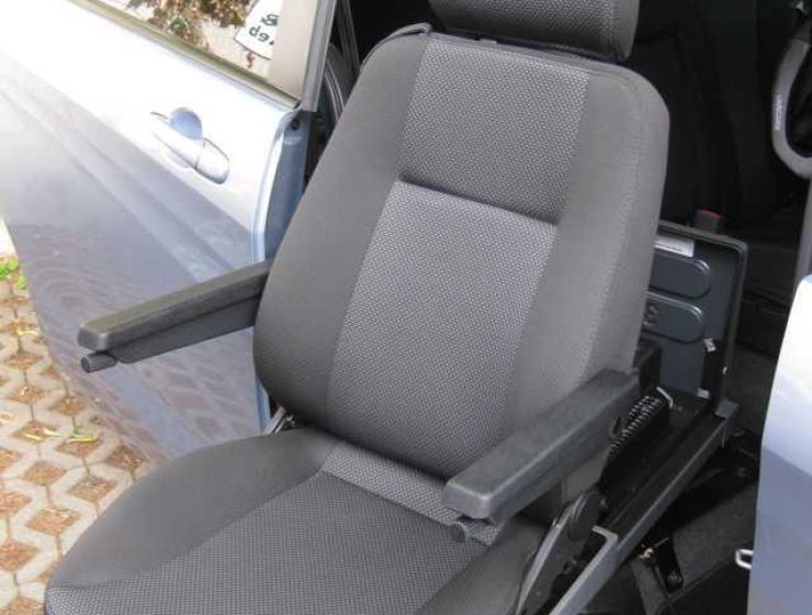 TurnyHD-hinten-rechts Mazda5-12-4